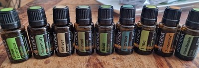doTERRA Ätherische Öle, großes Konvolut, neu, inkl. Büchern,Diffuser u.mehr...