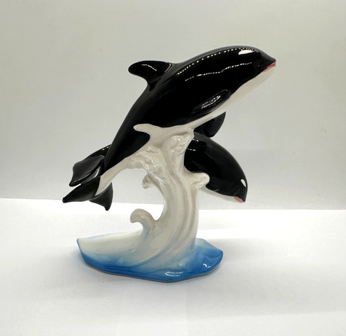 VTG Sea World Orca Killer Whale Figurine Statue Baby Orca Waves Shamu 5.5" Japan