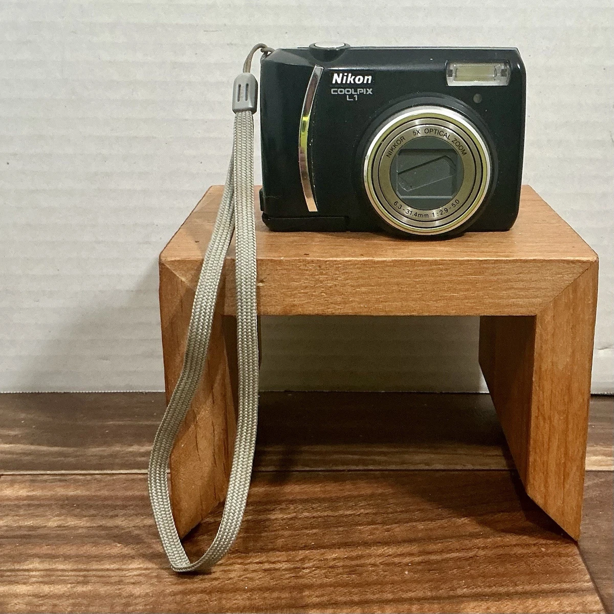 Nikon Coolpix L1 Digital Cameras for Sale | Shop New & Used