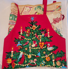 Christmas bib apron Christmas tree presents and quilted half apron fabric ties