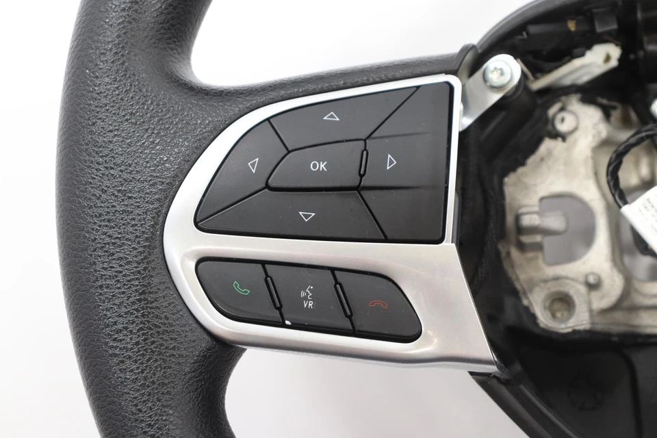 2020 - 2022 CHRYSLER VOYAGER STEERING WHEEL W/ SWITCH BUTTON OEM - Image 2 of 4