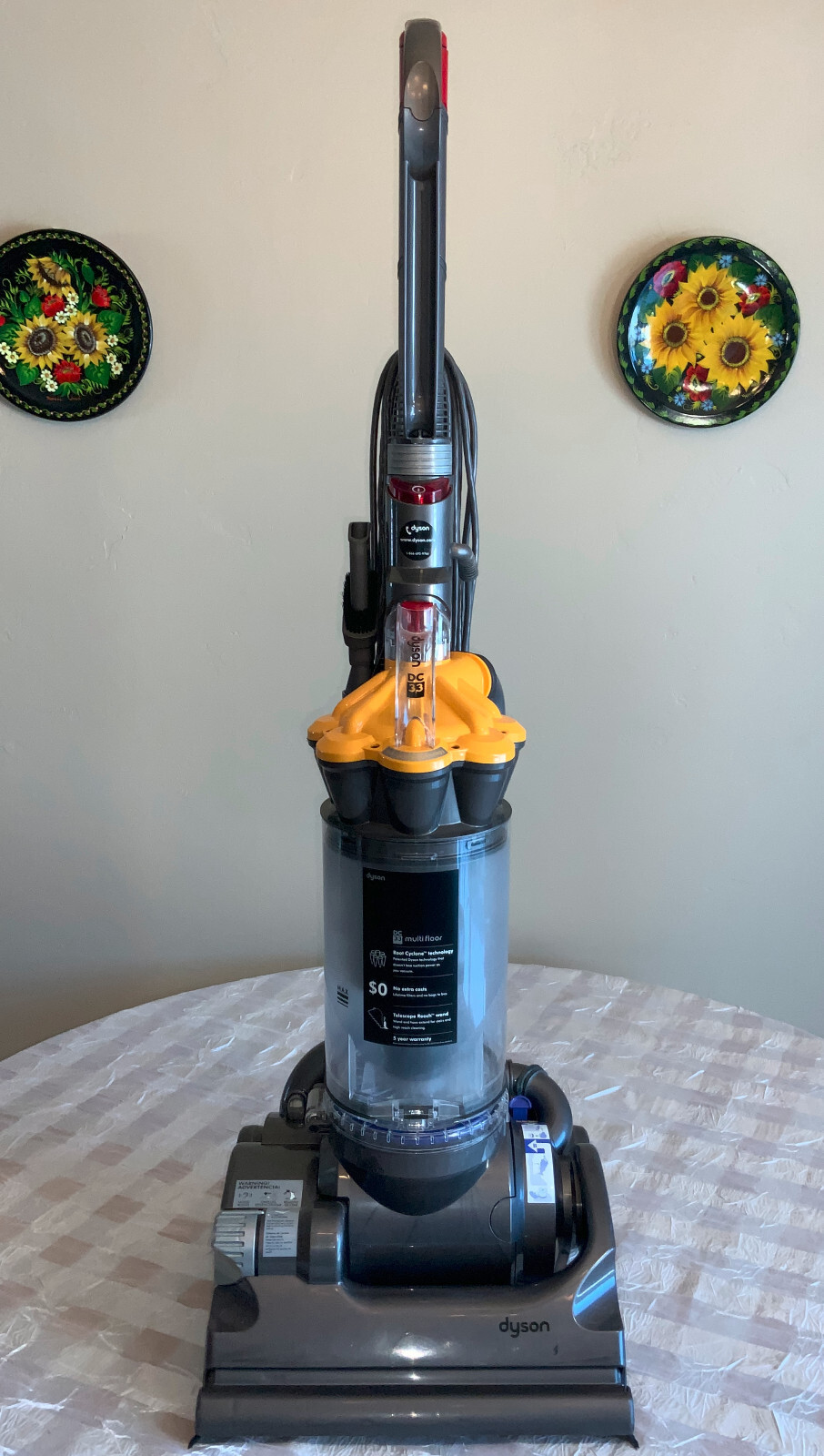 CLEAN! Dyson DC33 Cyclone Vacuum Cleaner COMPLETE Upright MultiFloor