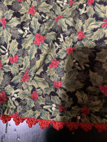 vintage handmade christmas apron With Two Pockets - Picture 3 of 7