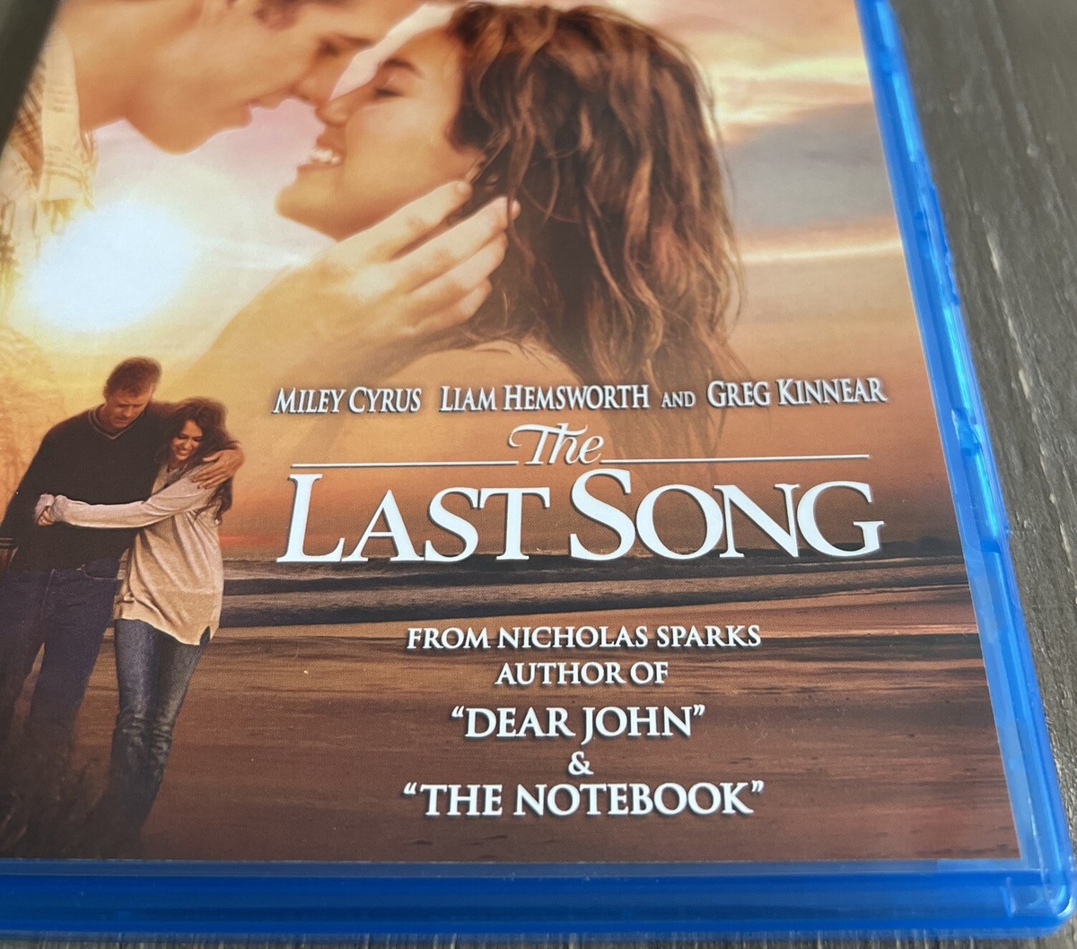 The Last Song Blu Ray Movie Miley Cyrus Liam Hemsworth Greg Kinnear Love  Story