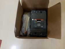 ABB SACE TMAX XT1N-D 125 MCS UL Molded Case Breaker 3 Pole 2P In Series. NIB