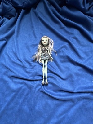 Monster High G1 First Wave Frankie Stein Doll Original Outfit
