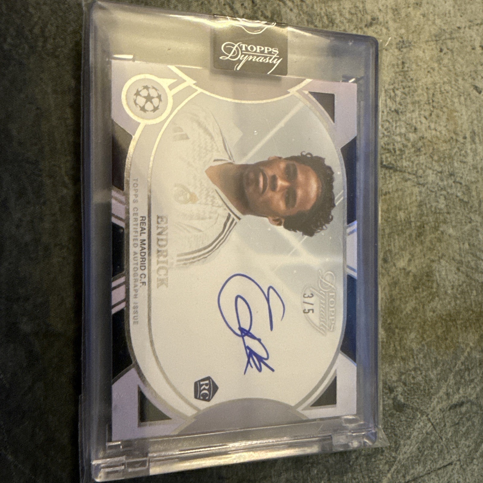 Endrick 3/5 Black Rookie Auto 2024-2025 Topps Dynasty UEFA Soccer Card