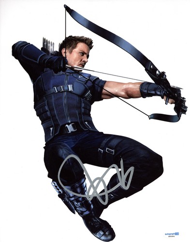 Jeremy Renner "The Avengers" AUTOGRAPH Signed 'Hawkeye' 11x14 Photo ACOA