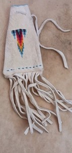 **AWESOME VINTAGE NATIVE AMERICAN  HANDMADE MEDICINE BAG VERY NICE QUALITY !!*