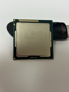 Intel Core i3-2120T 2.6 GHz 5GT/s LGA 1155 Desktop CPU Processor SR060