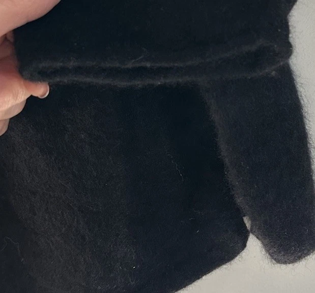 Lord & Taylor Black 2 Ply Cashmere Sweater Embroidered Split Neck Plus Size 3X - Image 4 of 4