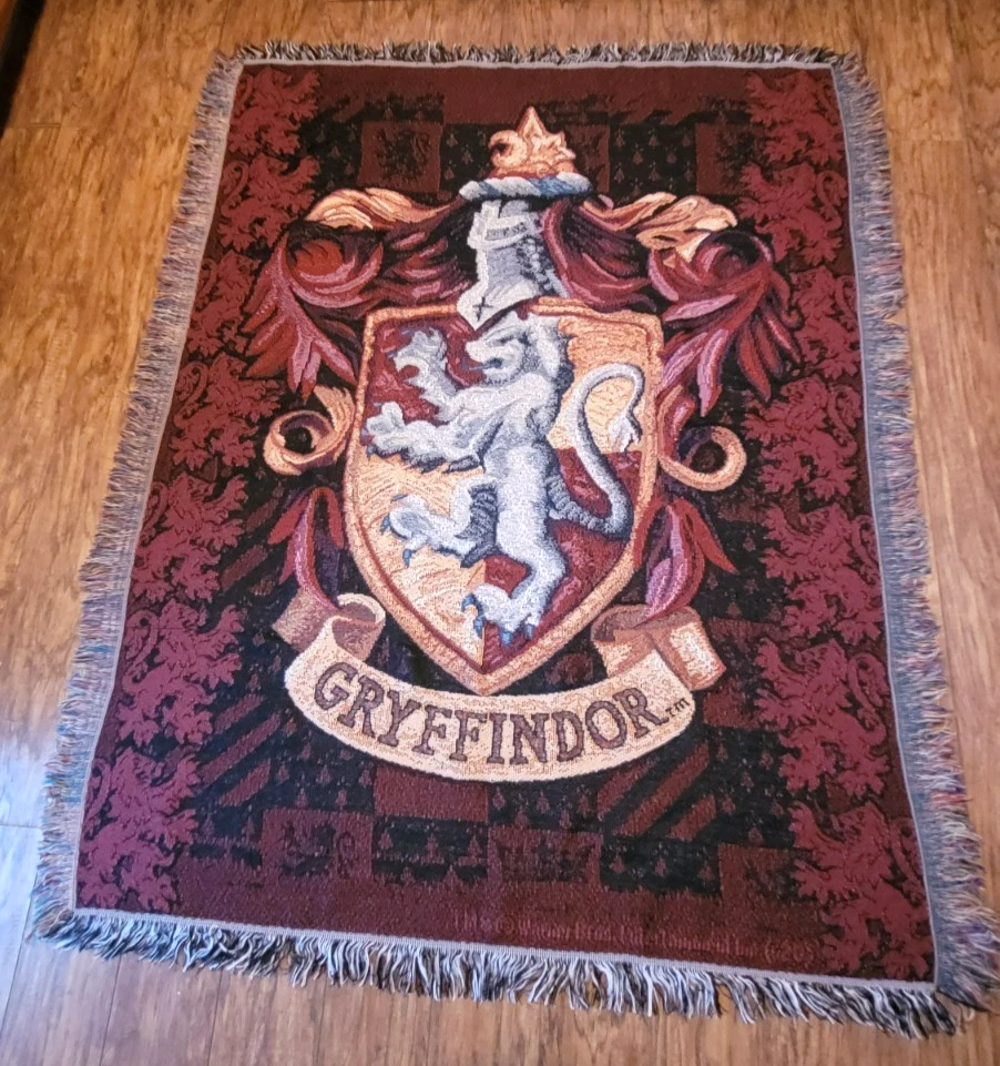 Harry Potter Blanket 50"x60" Gryffindor Woven Tapestry Cotton Blend Throw