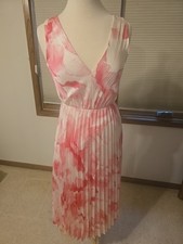 NWT  EXPRESS Floral Pleated Maxi Dress Size S  