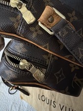 Louis Vuitton Monogram Shoulder Bag Brown Gold Hardware Zipper Accent Designer