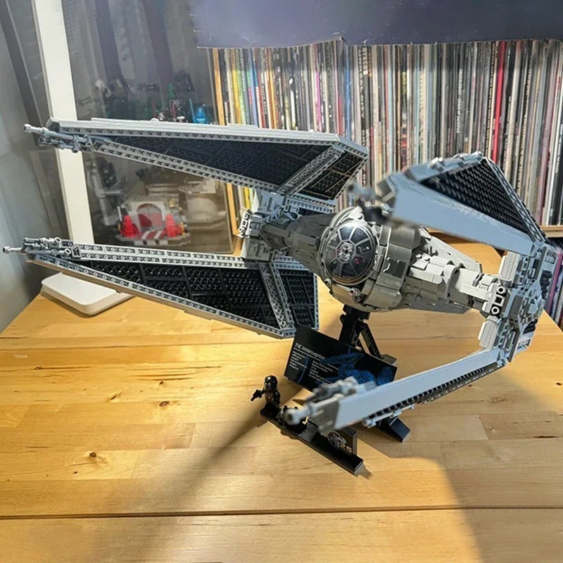 TIE Fighter jeu de construction 1931 pièces pour bureau et salon - 2