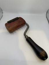 Vintage GW Mount Upholstery Pulling Stretching Tool Wood Handle Pat. Pending