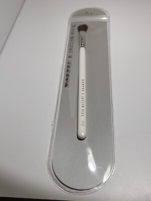 Morphe x jaclyn hill JH45 Blending Boss Brush BRAND NEW IN PACKAGE