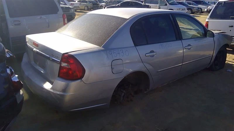 Medidor de velocímetro usado se adapta a: Chevrolet Malibu Cluster 2006 VIN N 4º dígito clase Foto 3 de 4