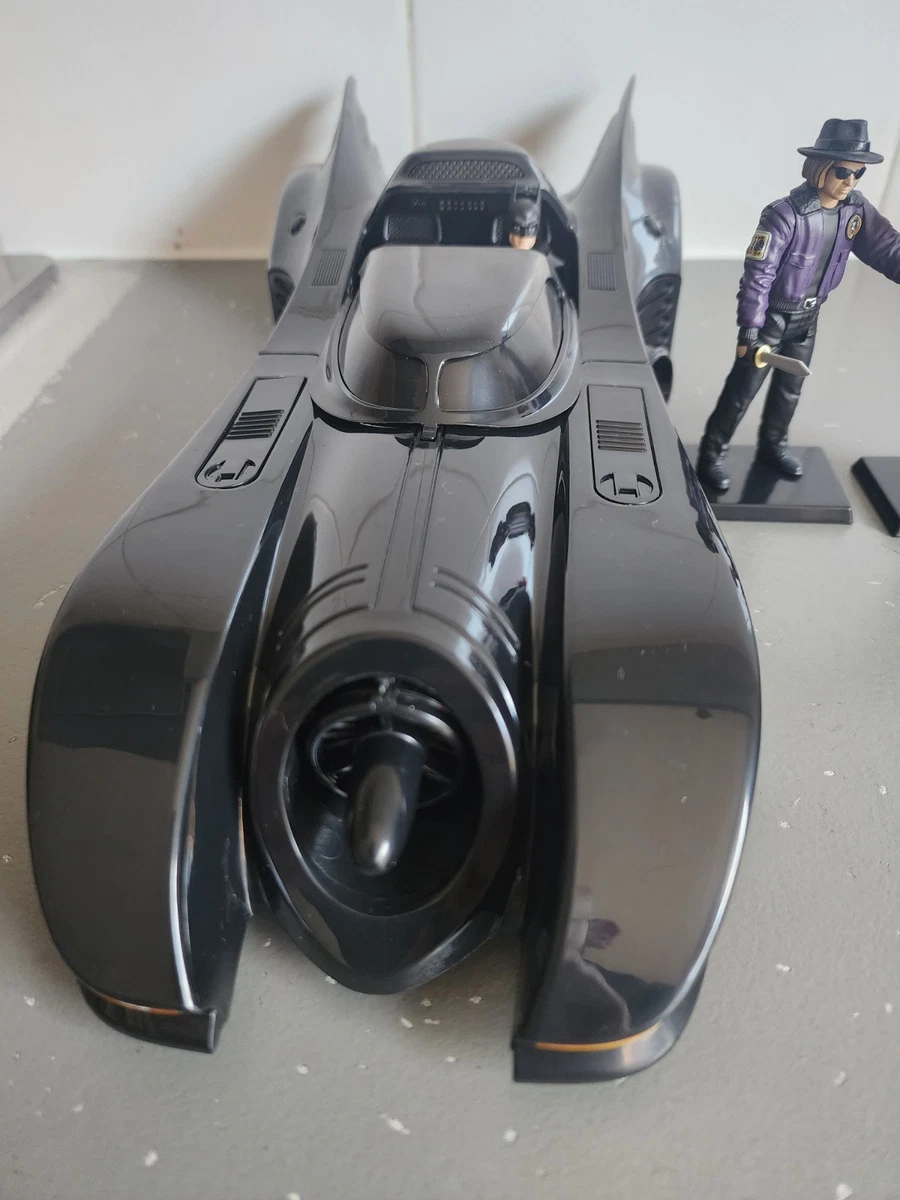 MEZCO BATMAN 1989 JOKER , BOB , BATMAN 3.75 ACTION FIGURES AND BATMOBILE