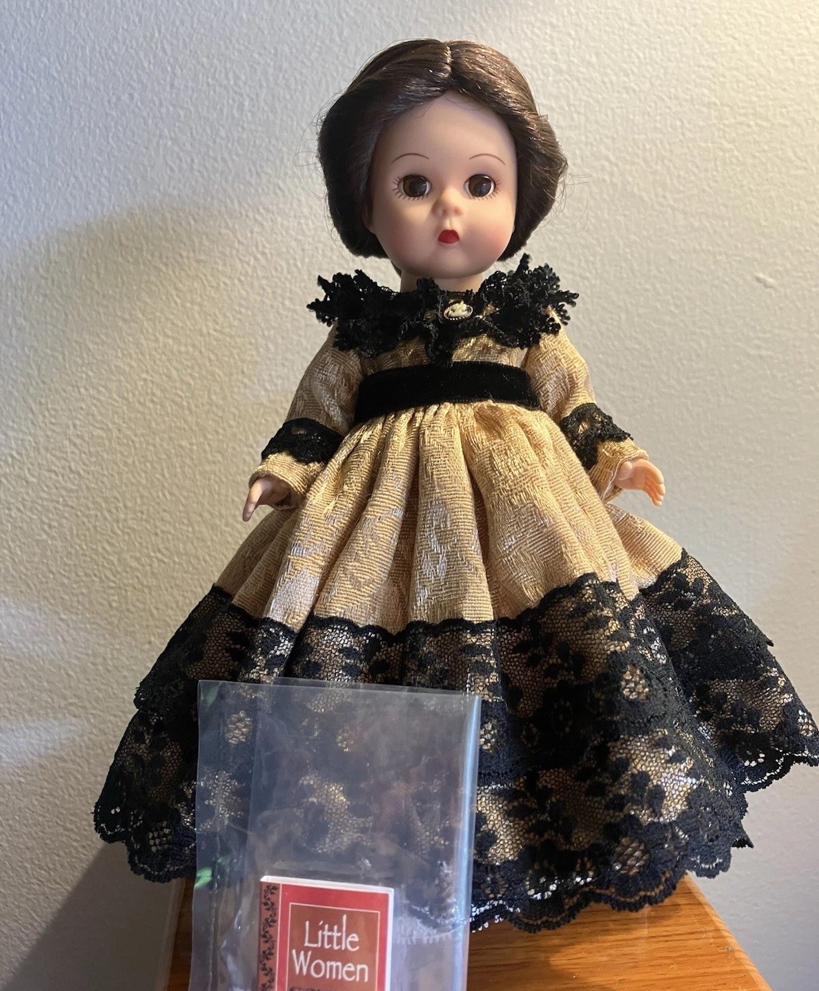 Louisa May Alcott Madame Alexander Doll, Vintage, With Book And Stand