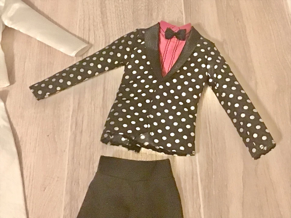 Barbie Ken Boy Doll Clothes & Shoes Lot Assorted Modern 2010s - Image 4 of 4