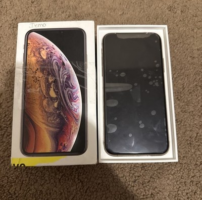 Apple iPhone XS 64gb Gold - DEMO UNIT (READ DESCRIPTION)