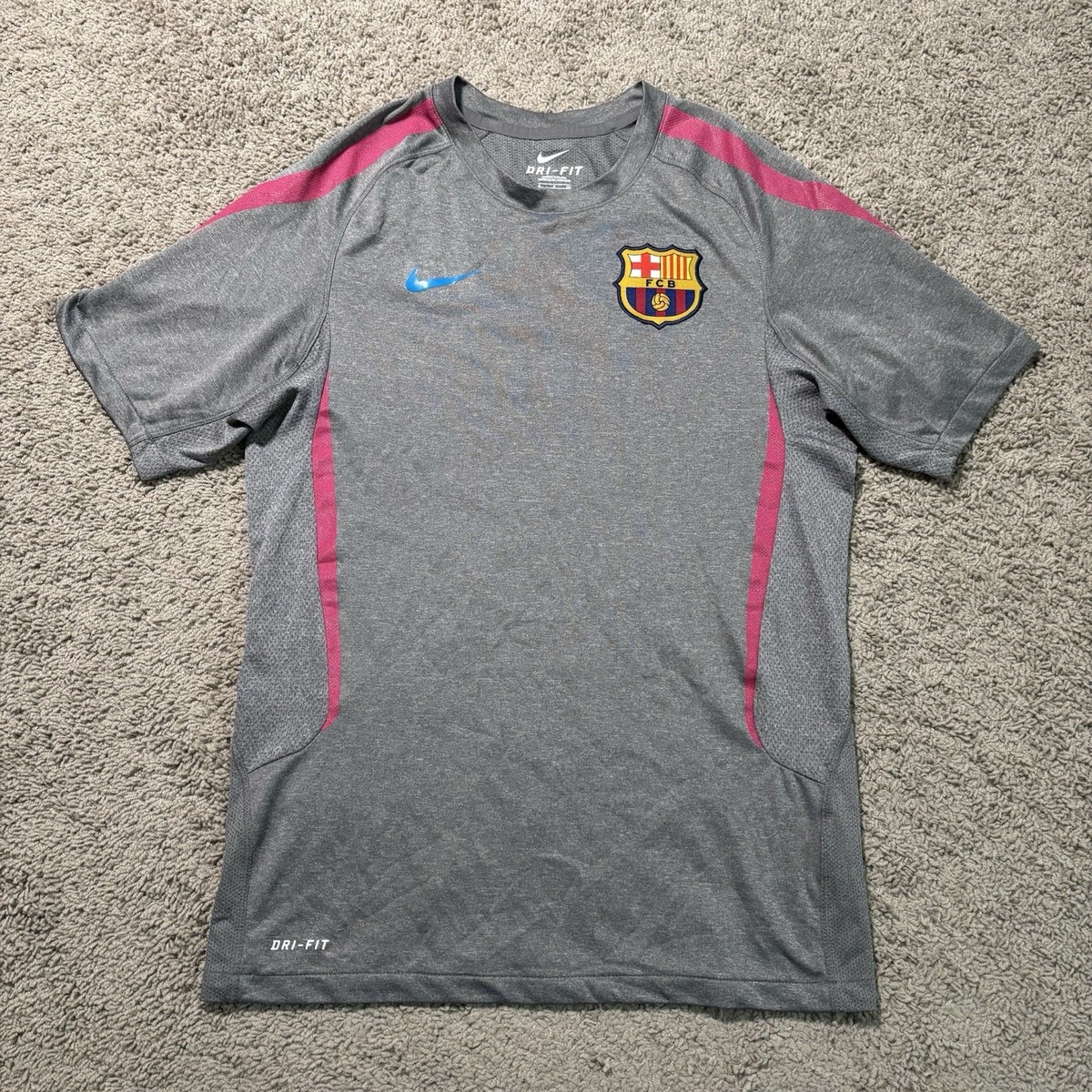 ウェア NIKE FC Barcelona Jersey Gray Nike FC Barcelona Soccer Jersey Men's Small Grey 2011/12 Training