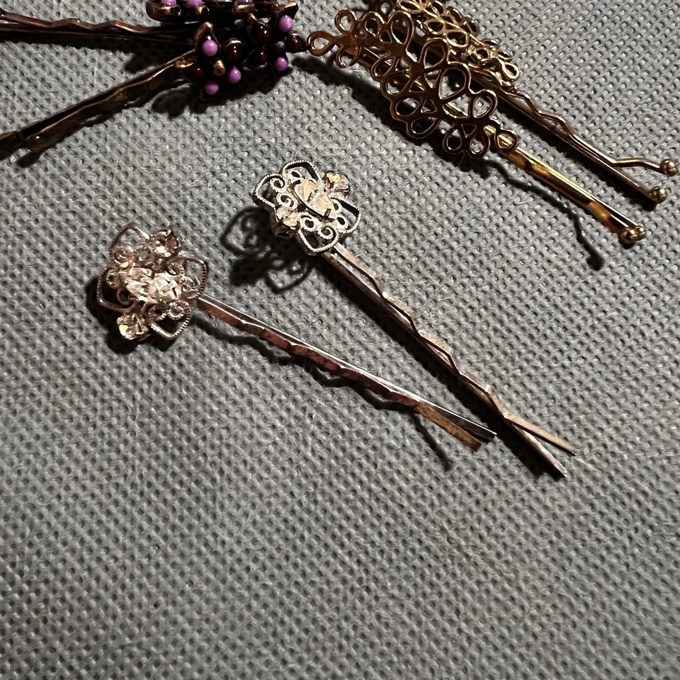 Lovely Vtg Hair Clips Bobbie Pins Gold & Silver Tone LOT of 21 Wedding Multi Col - Image 4 of 4