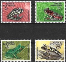 Timbres Batraciens (Grenouilles) Papouasie - Nlle Guinée 130/133 ** - 81200FQ