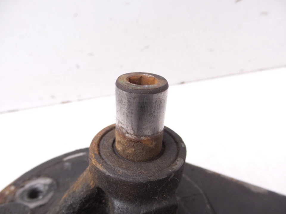 Bomba de dirección asistida Camaro Firebird 88-92 2,8 L V6 Foto 2 de 4