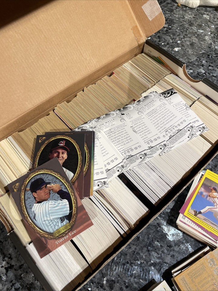 Shoe Box Full of Hundreds Of Sports Cards Baseball eBay