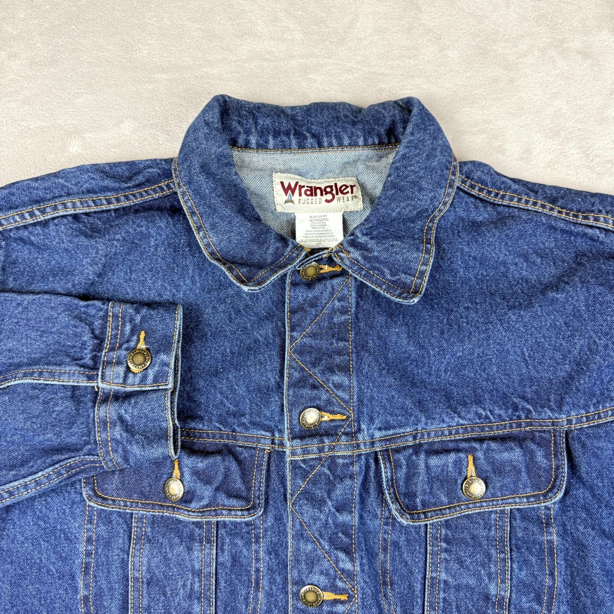 Vintage Wrangler Jacket Mens XLT Rugged Wear Denim Trucker Western 
