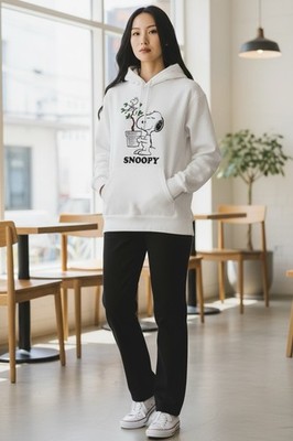 Peanuts Snoopy Woodstock Hoodie Cream Beige Gardening Plant Graphic Size M