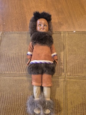 Vintage handgefertigte Eskimopuppe einheimische Alaskas 10 Zoll.
