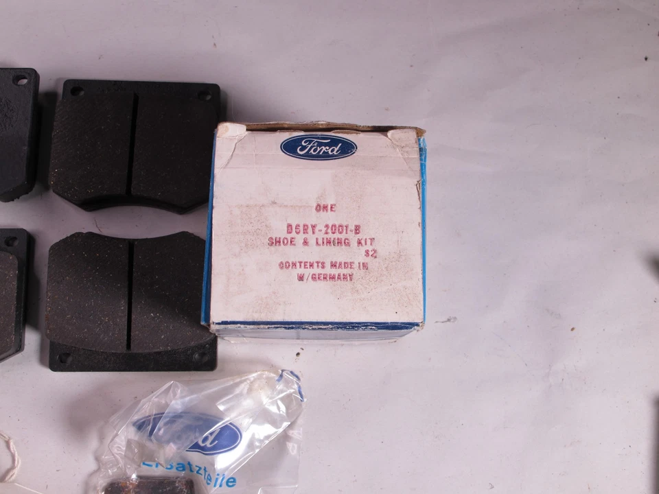 Juego de pastillas de freno 76 Mercury Capri OEM NOS Foto 2 de 4