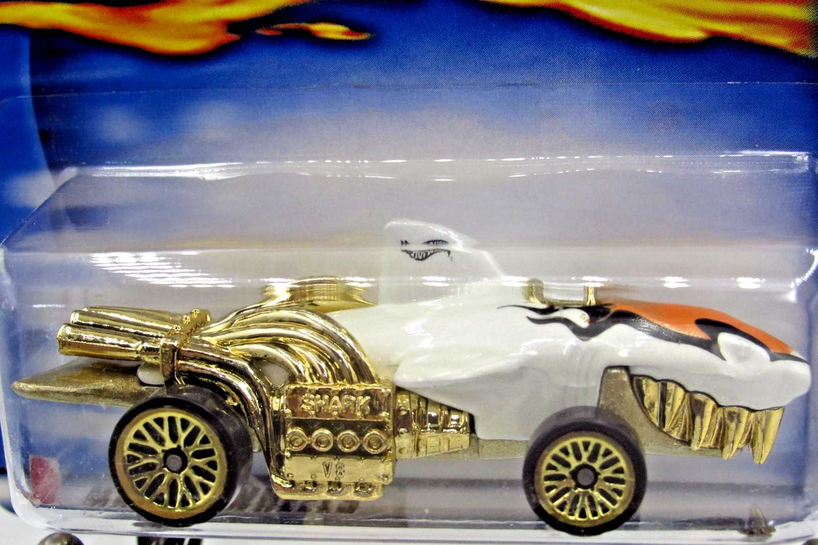 HOT WHEELS 2003 MAINLINE SERIES SHARKRUISER #131