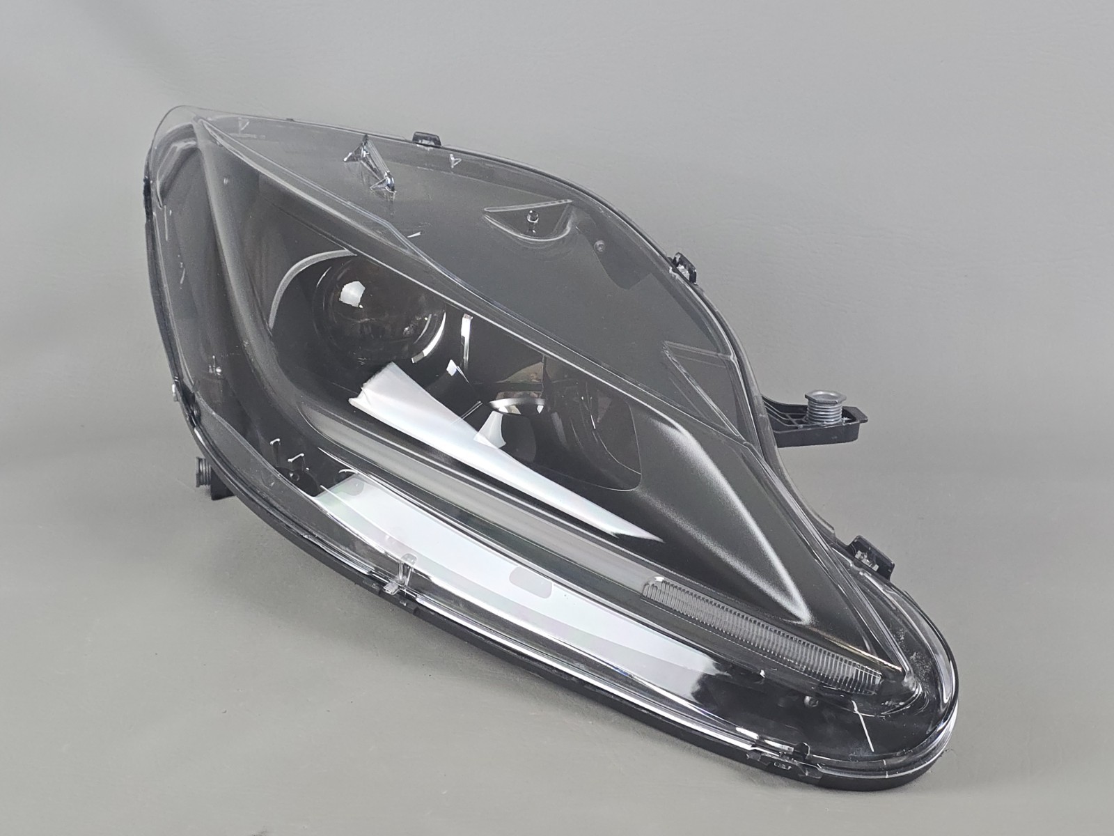 2019 2020 2021 2022 2023 FERRARI F8 TRIBUTO RIGHT  HEADLIGHT PERFECT CONDITION!!