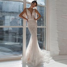 Vintage Mermaid Wedding Dress Exquisite Appliques Sleeveless Sashes Tulle Sexy