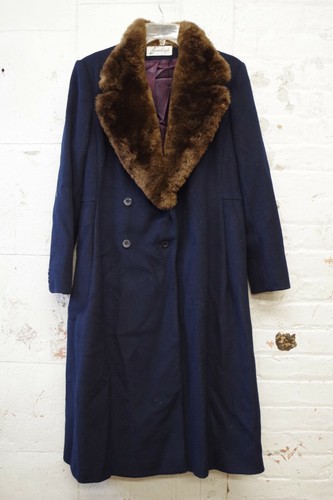 D1 Bromleigh Navy Blue Wool Vintage WINTER COAT Brown Mouton Lamb Fur Collar - Picture 7 of 10