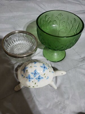 lot of 3 vintage glass dishes