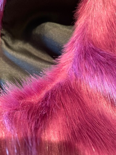 Cejon Damen Fun Pelzweste Magenta Schwarz Ombre Groß Kunstfell Vegan EUC - Bild 8 von 8