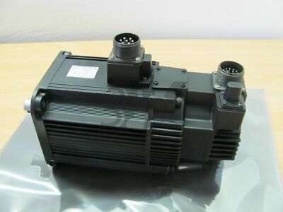 ONE Used Yaskawa Servo Motor SGMGH-13A2A-YR62