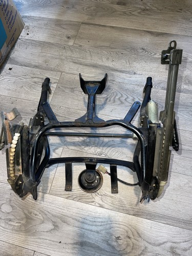 88 Suzuki Katana GSX 1100 FRONT GAUGE HEADLIGHT BRACKET FAIRING COWL STAY - Picture 4 of 4