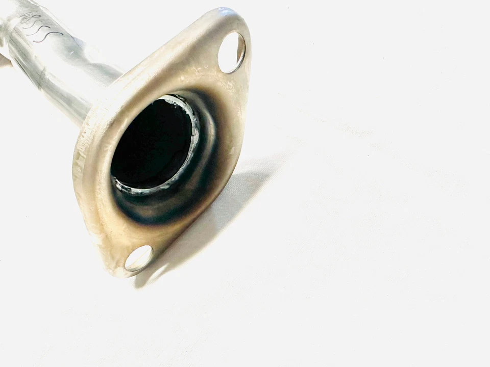 Se adapta a: Subaru Forester 2006 a 2008 2,5 L resonador con silenciador Foto 4 de 4