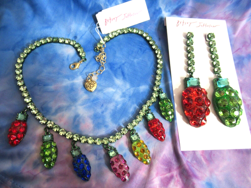 Betsey Johnson Christmas Lights Frontal Pendant & Christmas Lights Earrings Set - Picture 6 of 6