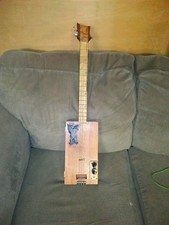 3-String Cigar Box Guitar Brown Wood Body Right-Handed Wood Neck Fretboard