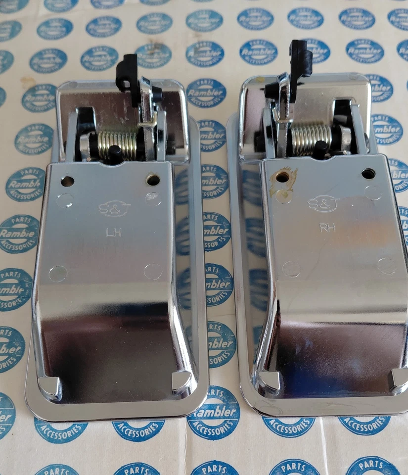 AMC 1970-88 (R & L) PAR DE MANIJAS DE PUERTA EXTERIOR INCLUYE JUNTA, TAMBIÉN TRASERA L & R Foto 3 de 3