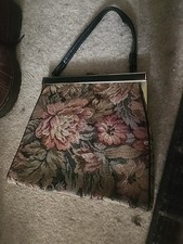 VERDI Floral Tapestry Framed Clutch Handbag Purse Bag Mid Century Antique Core