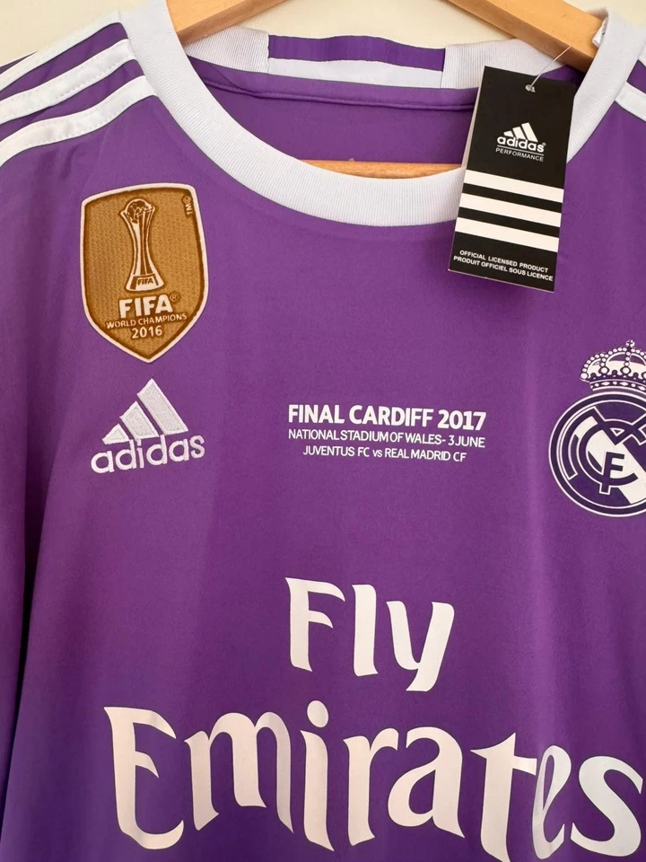 Camiseta Real Madrid 2017 Final Cardiff Champions League Camiseta Retro UCL Ronaldo Foto 2 de 4