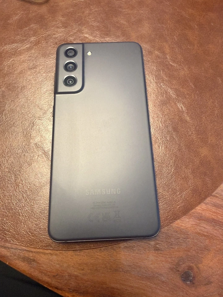 Samsung Galaxy S21 FE 5G SM-G990B/DS - 128GB - Graphite (Ohne Simlock) - Bild 3 von 3